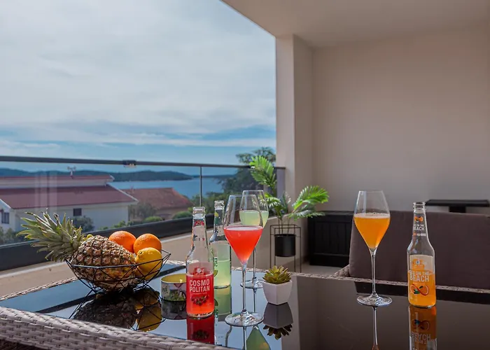 Ana-maria Apartman *